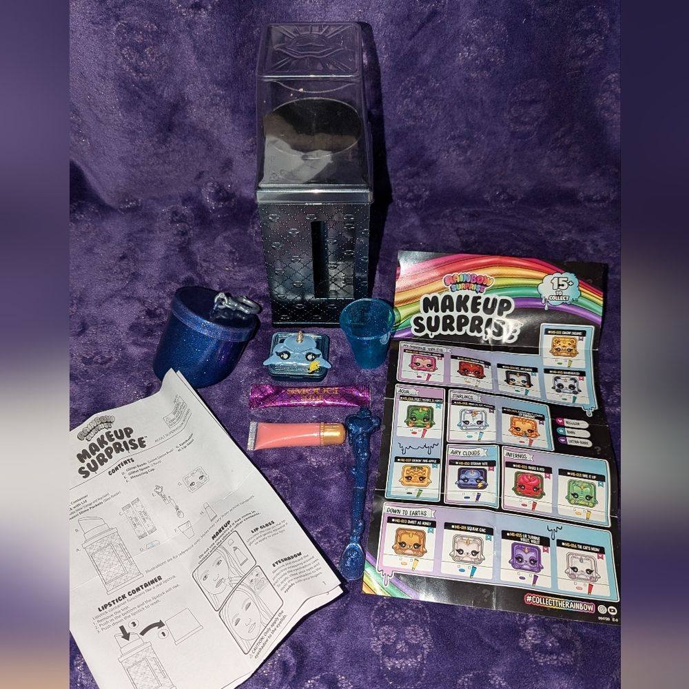 Poopsie Rainbow Surprise MakeUp Surprise Kit Create Slimes + Lip Gloss/Eyeshadow
